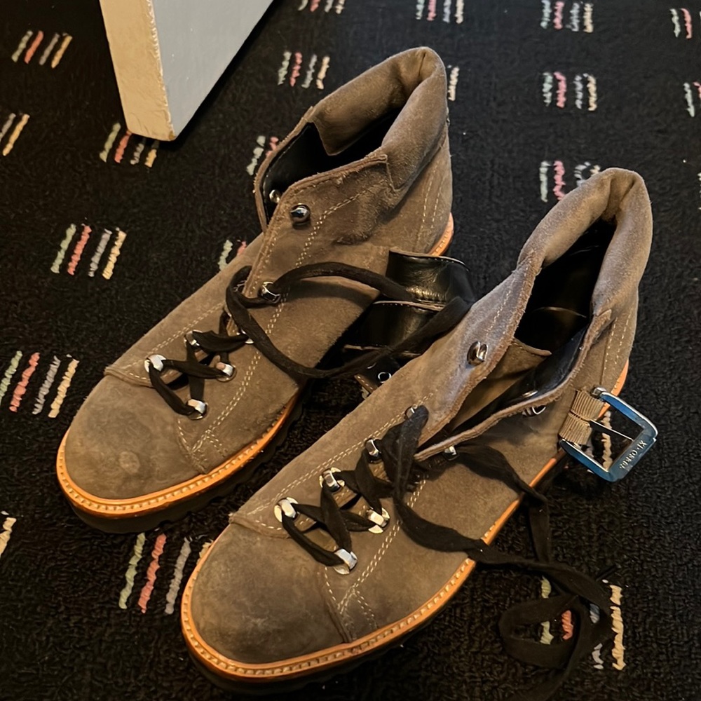 Gray marc fisher size 8